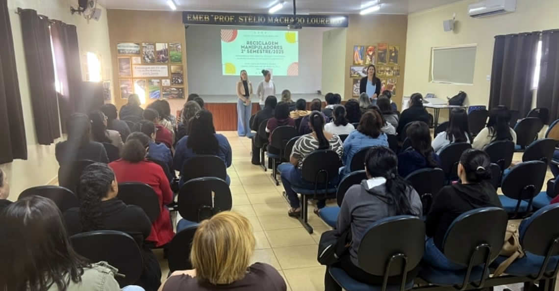 Formação reforça cuidados com a alimentação escolar